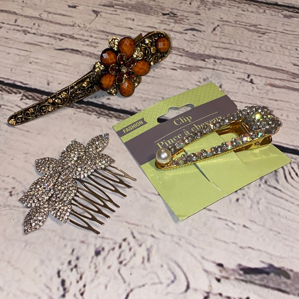 Bundle of beautiful hair clips